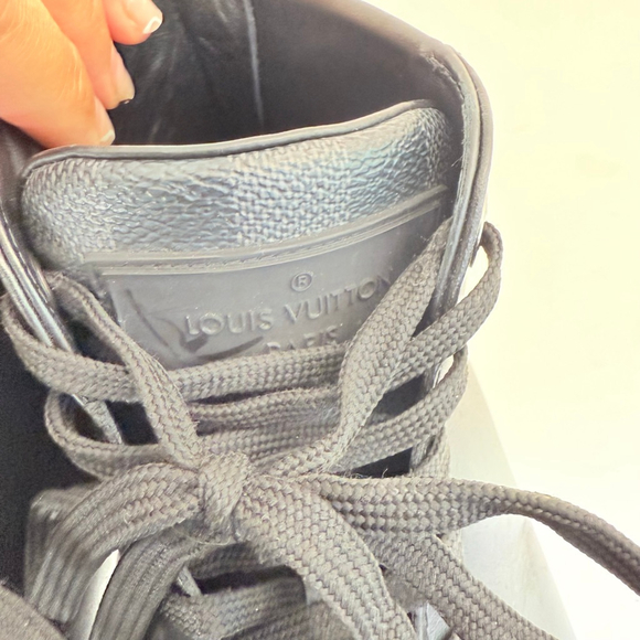 Louis Vuitton Men's Black Damier Graphite High Top Sneakers US 9 - Picture 4 of 8